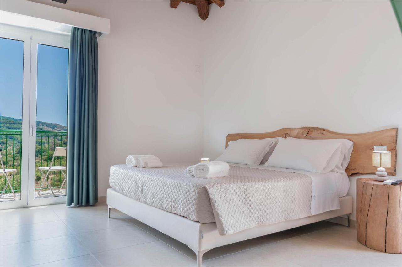 Country House L'antica Pietra *